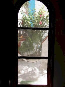 Hotel Alicia's *